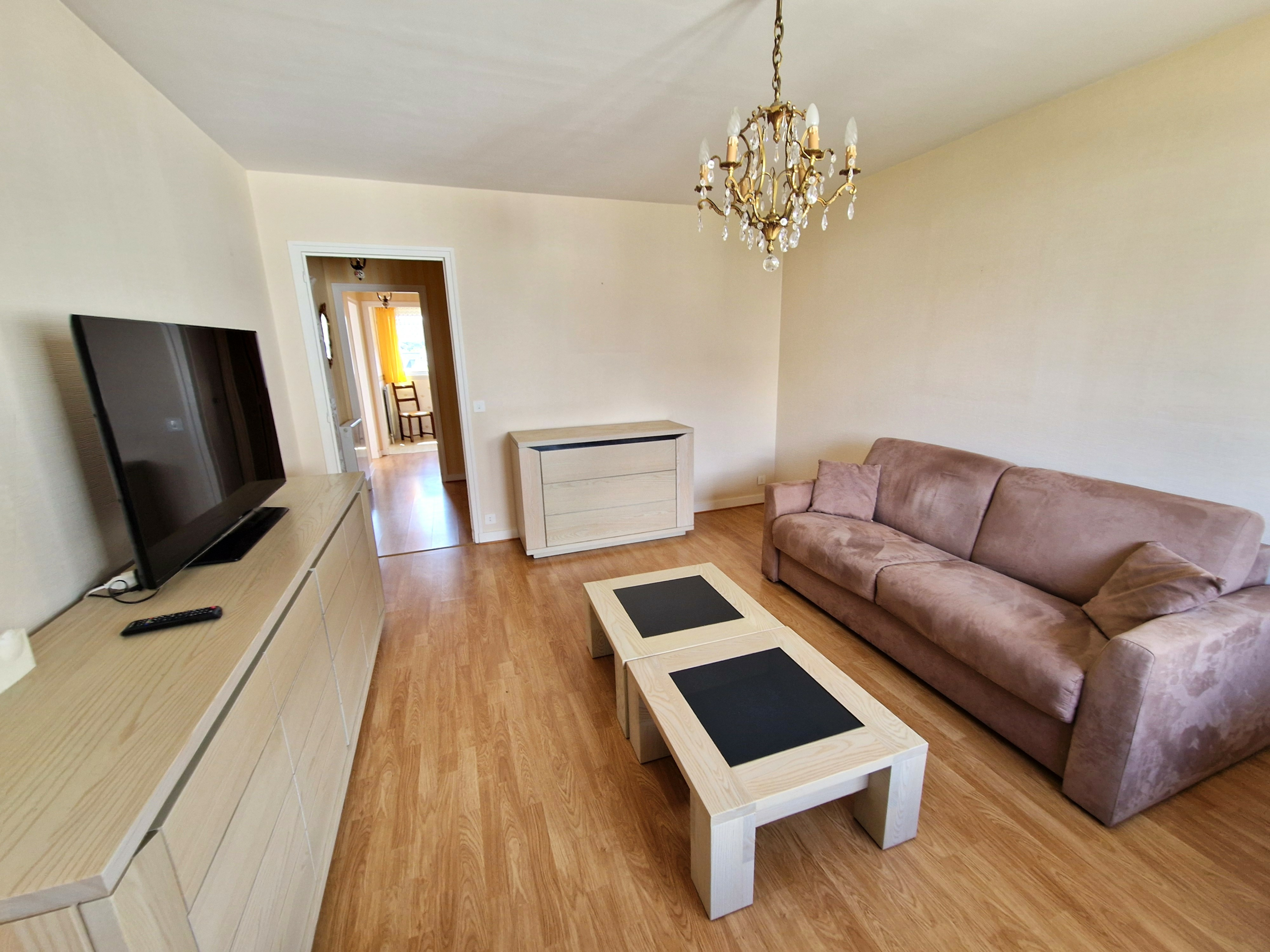 20260821_150109 Appartement traversant Nord-Sud à Tréboul