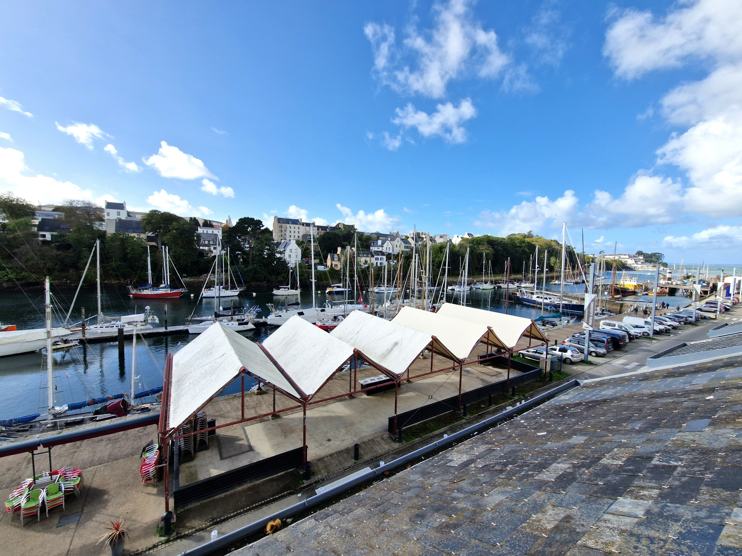 Maison 6 pièces 180 m² · à Douarnenez · 180 m² · 231 000 €